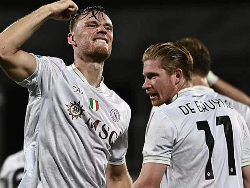 为曼城效力, alt 为曼城效力, alt