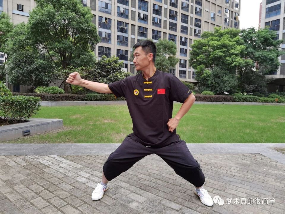 中持枪, inews 中持枪, inews